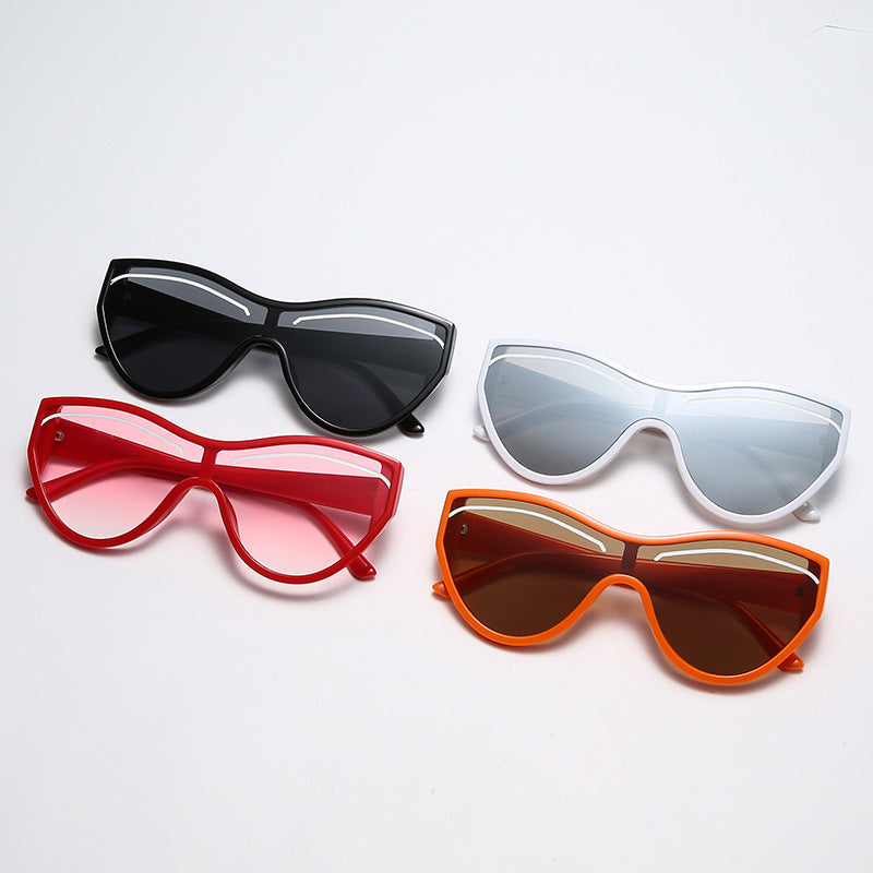 New Personality Cat Eye Sunglasses Female Trend Street Shot One-Piece Sunglasses Candy Color Eyebrow Glasses
