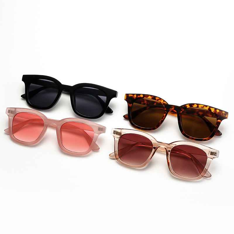 New Retro Small Frame Square Sunglasses For Men And Women Simple Travel Beach Sunglasses Round Face Glasses by eprolo