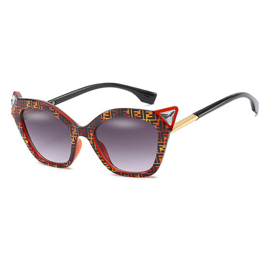 Retro Shades for Women Diamond Glasses Frame Luxury Brand Designer Flat Top Small Gold 90s Rhinestone Sunglasses
