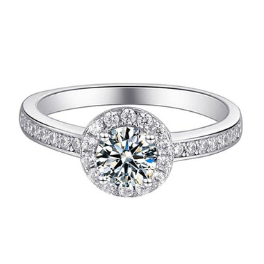 Classic 5.0mm 925 Sterling Silver Round Moissanite Ring - D'Sare 